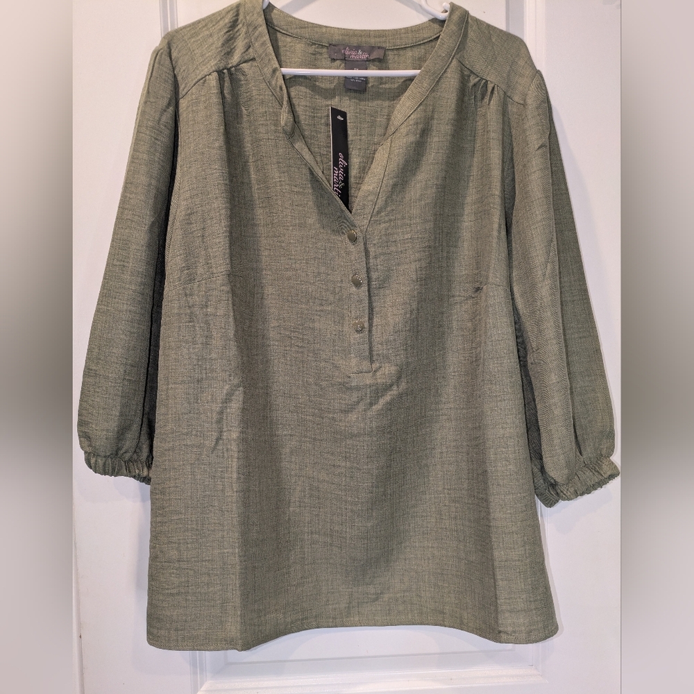 Olivia Moon Light Olive Button-Front V-Neck Tunic